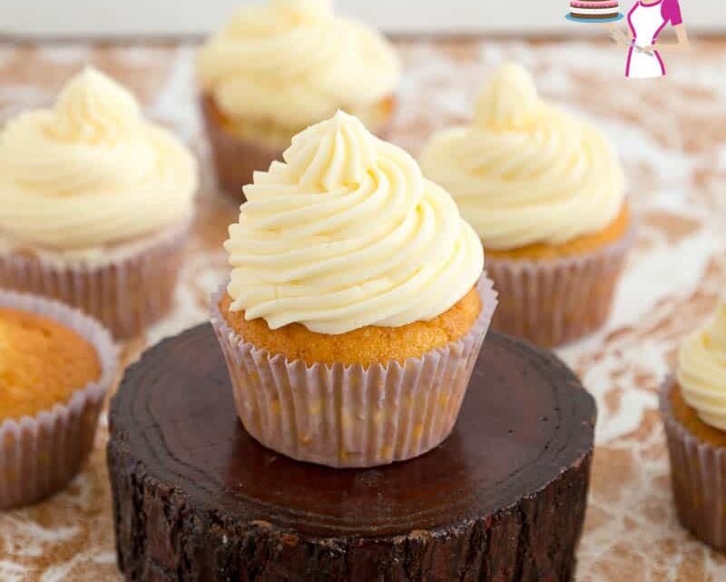 Best Vanilla Cupcakes