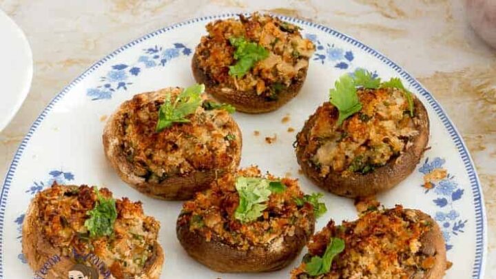 Breadcrumb Stuffed Mushrooms