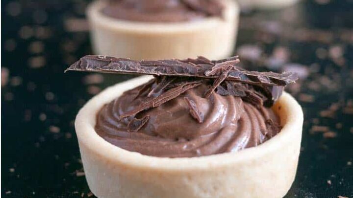 Chocolate Cheesecake Tarts