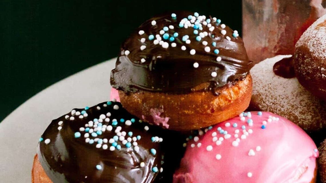 Chocolate Doughnuts   Sufganiyah