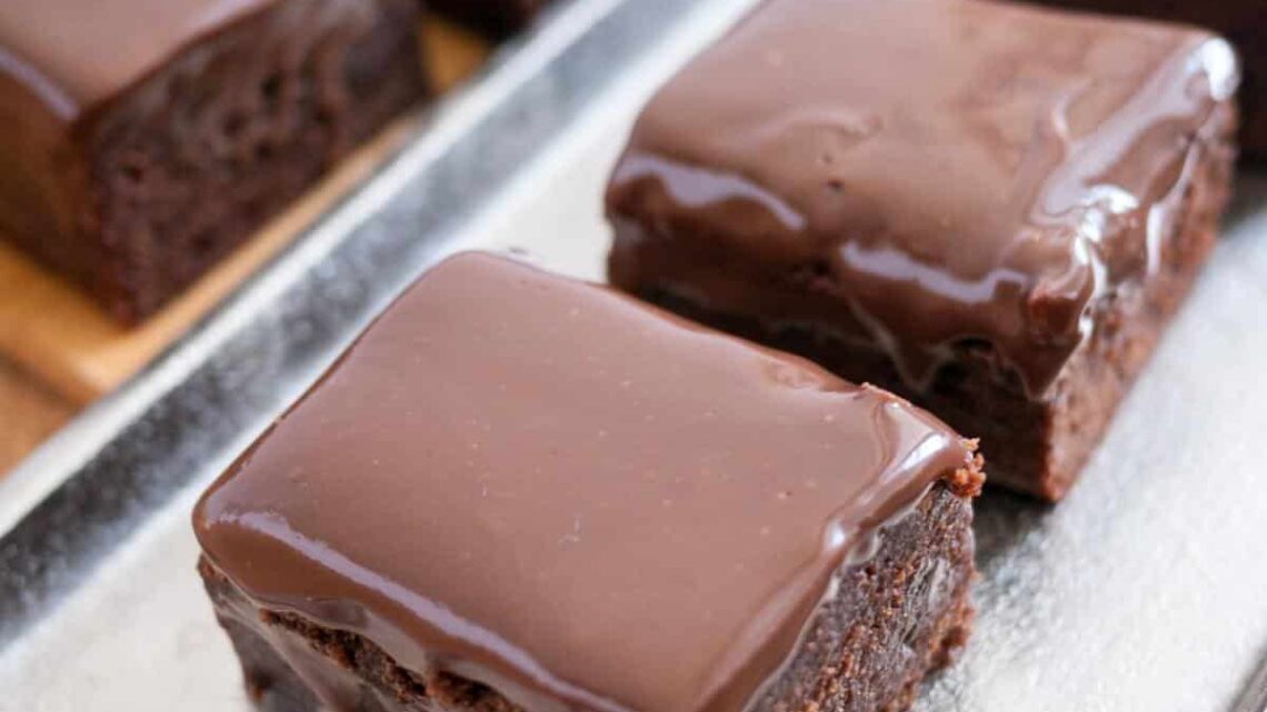 Dark Chocolate Fudge Brownies