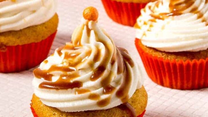 Easy Pumpkin Cupcakes with Cream Cheese Frosting