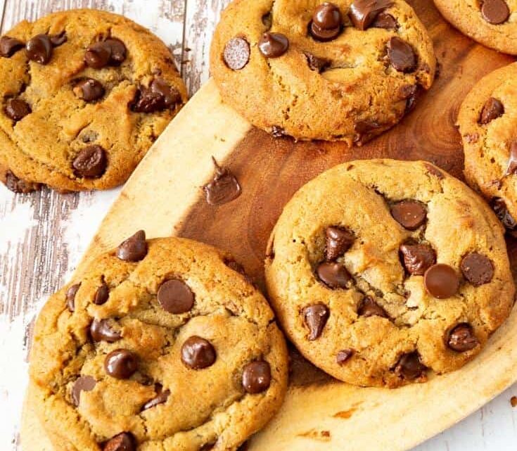 Everyday No Chill Chocolate Chip Cookies