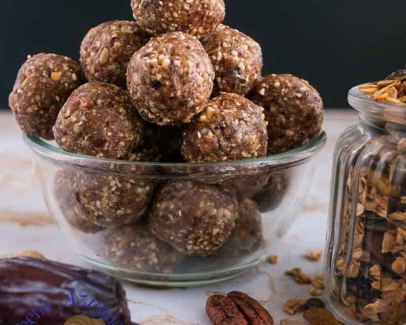 No Bake Energy Bites with Granola and Dates