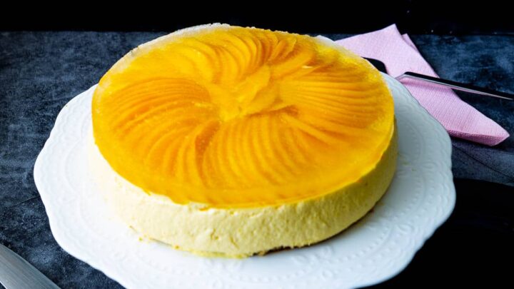 No Bake Mango Cheesecake