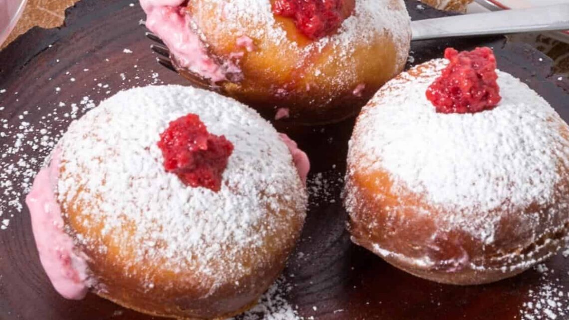 Raspberry Doughnuts  Sufganiyot