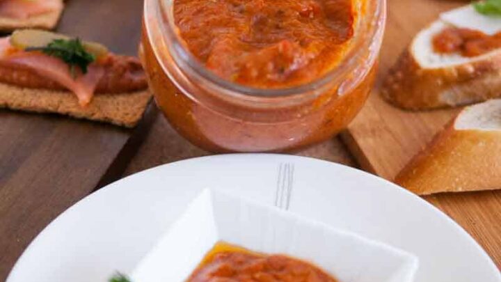 Roasted Red Pepper Garlic Tapenade