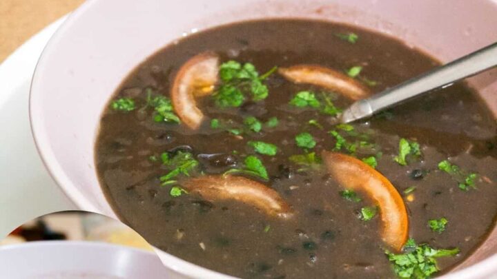 Slow Cooker Black Bean Soup