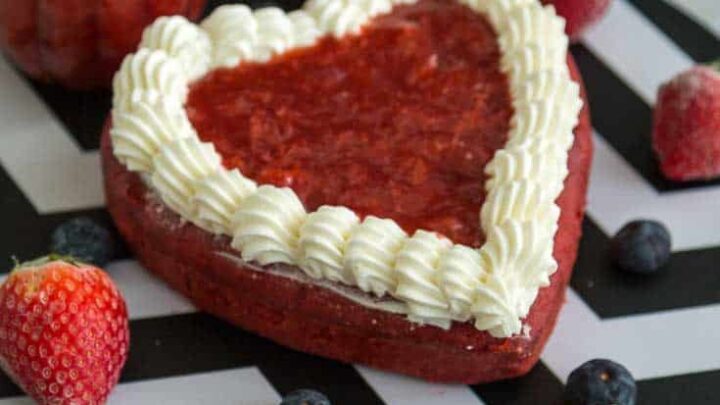 Strawberry Red Velvet Cake   Heart Cake