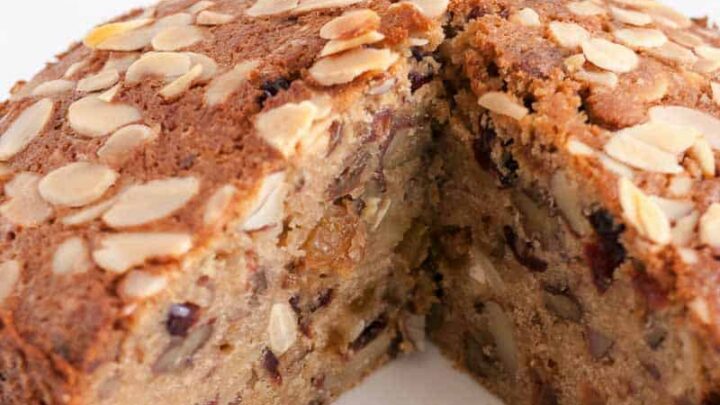 The BEST Rich Fruitcake Recipe