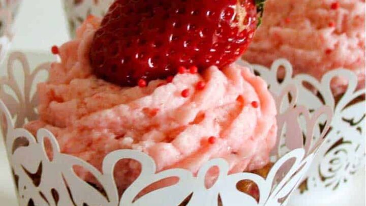 The Best Strawberry Buttercream Frosting